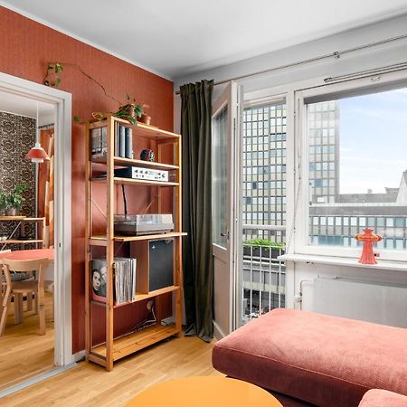 Wehost Spacious Traveller'S Hq Above Metro @Vilhonvuorenkuja 16 Διαμέρισμα Ελσίνκι Εξωτερικό φωτογραφία