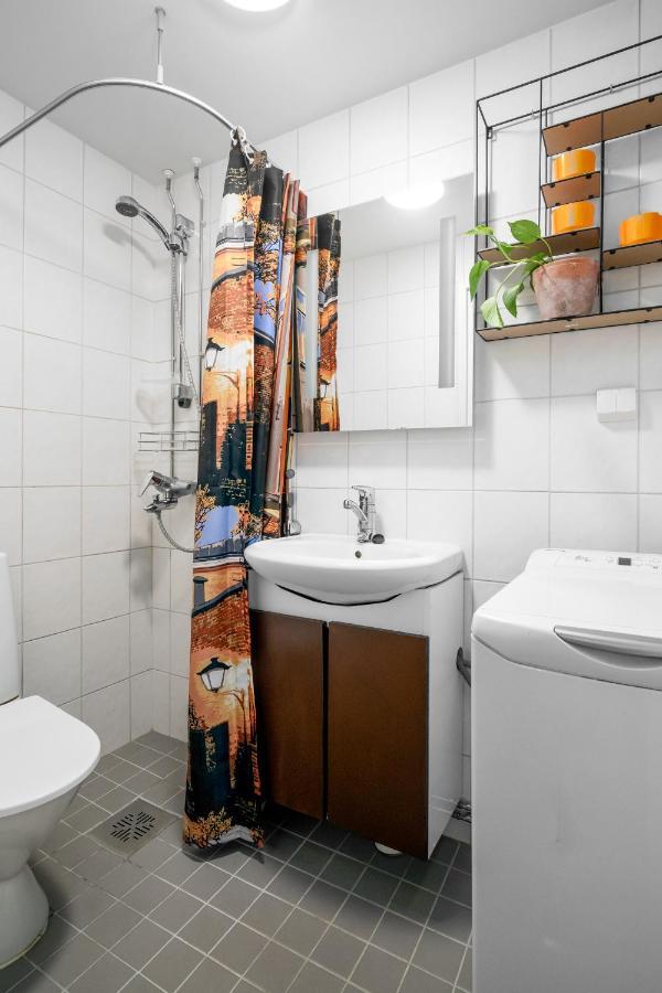 Wehost Spacious Traveller'S Hq Above Metro @Vilhonvuorenkuja 16 Διαμέρισμα Ελσίνκι Εξωτερικό φωτογραφία